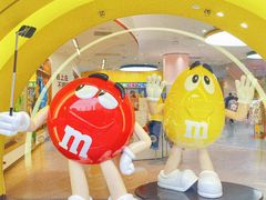 -m豆巧克力世界(上海世茂广场店)