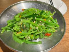 -聚鑫朋酸菜肥肠(文艺路口店)