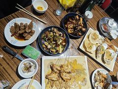 -蚝堡海鲜·威海菜·海肠捞饭·烧烤·亚洲吃蚝公司(幸福门店)