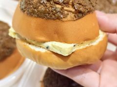 酥皮菠萝包-喜宴又一村·粤菜·茶点·海鲜(壹方天地店)