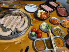 -炽城·烤肉名家(鸿达中央广场店)