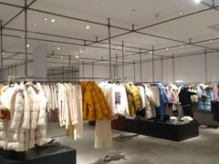 -URBAN REVIVO(荟聚中心店)