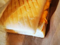 -星巴克(广州南站A18检票口楼上)