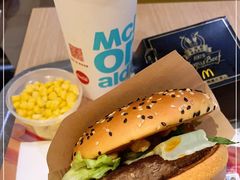 -麦当劳(海岸城店)