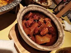 萝卜牛腩煲-小资太太(中央大街店)