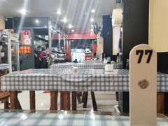 大堂-潘国仙耳光馄饨(黄家阙路店)