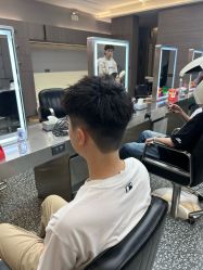 -川和潮人