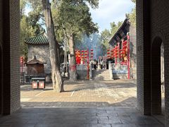 -关林