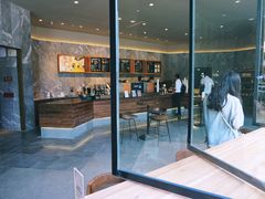 -星巴克臻选(南京艾尚天地店)