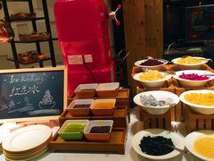 -松咖啡自助餐厅·松北香格里拉