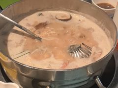 -四季喧黔味豆米火锅(万达广场店)