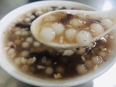 -芳婆糕团店(王府大街店)