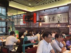 -肥汁米蘭香港米线(长宁来福士店)