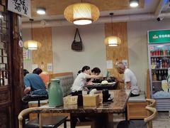 -灶知轩湘西石锅鱼(万佳广场店)
