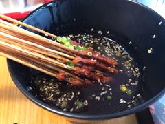 老弄堂里的串串-虾弄弄海派小龙虾·牛羊蝎子火锅