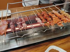 -哈尔滨小酒馆·鲜肉现穿自助烧烤(康新花园店)