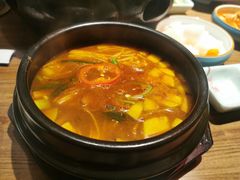 -明洞阿姨·韩式酱蟹烤肉·创意料理(三元桥店)