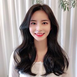 -变画·发型STUDIO