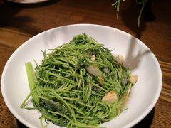 浓汤豆苗-掌柜的店·河南菜(新天地店)