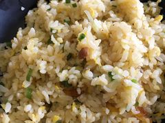 -老娘舅餐厅(黄龙体育中心店)