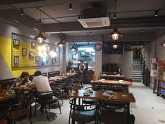 大堂-记忆串城·东北烧烤·小龙虾·大型团建(南油店)
