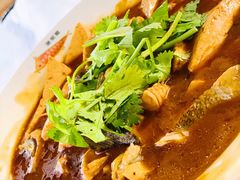 垮炖鲟鱼豆腐-京北渔家傲