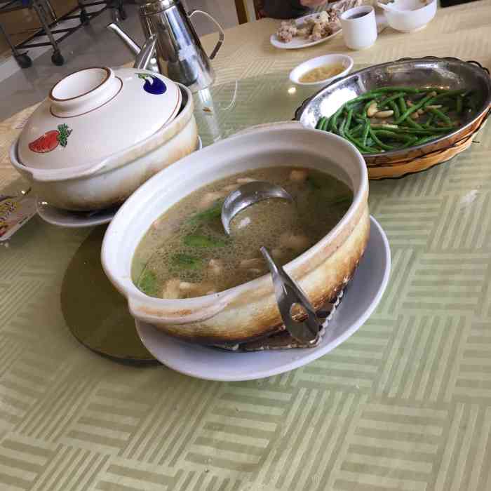 聚品轩私房菜(桂城店"黄鳝饭不错,其他出品一般,生蚝值得推荐.