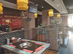 大堂-疯狂的筷子老灶九宫格火锅