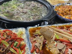 -乐山食古香跷脚牛肉