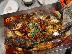 -鸣记脆皮烤鱼·海鲜烤鱼(马栏店)