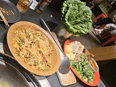 -蘸小院铁锅炖·蘸酱菜·东北菜(怀远门店)