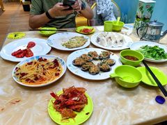 -小海豚•老字号海鲜餐厅(天涯店)