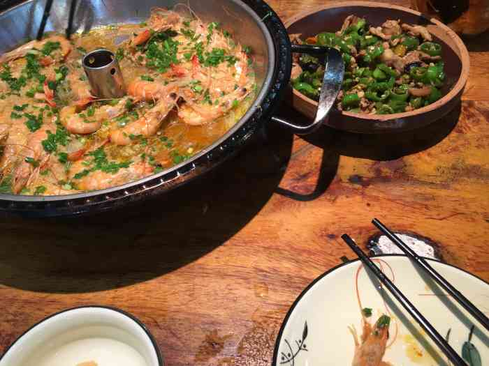 山人菜匠(九谊路店)-"看到大众好像点评还可以,就去试试看,停车.