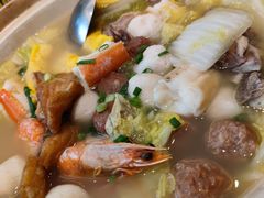 满载而归什锦砂锅-绍兴饭店(大宁店)