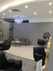 点击看大图 -八佰伴8008星级形象店