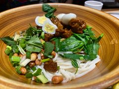焖肉米线-云尊府云南菜·蒸汽石锅鱼(五棵松华熙店)