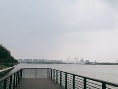 -郑东新区龙湖公共艺术中心
