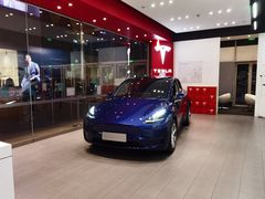 -TESLA 特斯拉(北京颐堤港体验店)