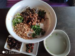 -滇釜火锅·能喝汤的火锅(车公庄店)