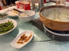 砂锅有机鱼头汤-千岛湖鱼味馆(十字街总店)