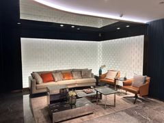 -MEOffice美奥菲思联合办公会议工位租赁(静安上海商城店)