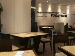 大堂-必胜客(WOW中心城店)