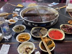 -储奇门鳝鱼火锅(总店)