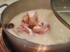 竹荪菌猪肚鸡锅-洪氏嗨捞·猪肚鸡火锅(阳光天地店)