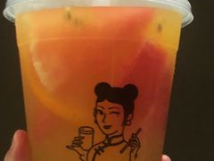 -沪上阿姨·精选茶饮(融创公馆店)