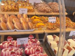 -巴黎优朵烘焙馆(菱角湖壹号店)