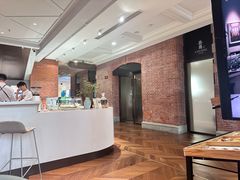 -潮一不贰·法式甜品·生日蛋糕·西式简餐(外滩店)