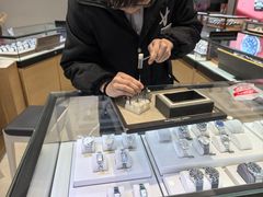 -亨吉利世界名表中心(砂之船奥莱店)