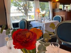 -火车头法国西餐厅