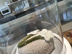 -VERIE BAKEHOUSE
